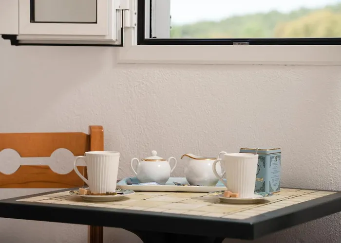 Halkia Apartamento *