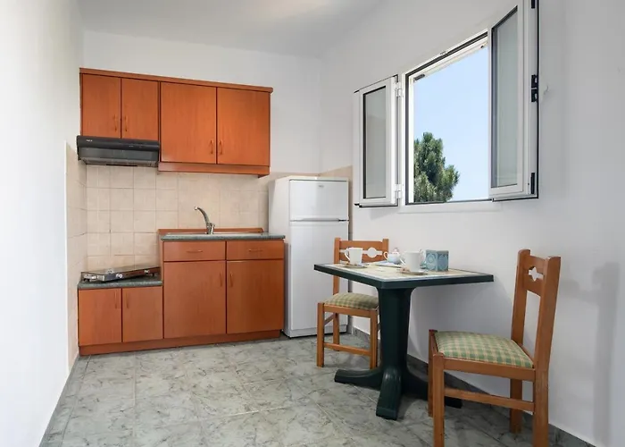 Halkia Apartamento *